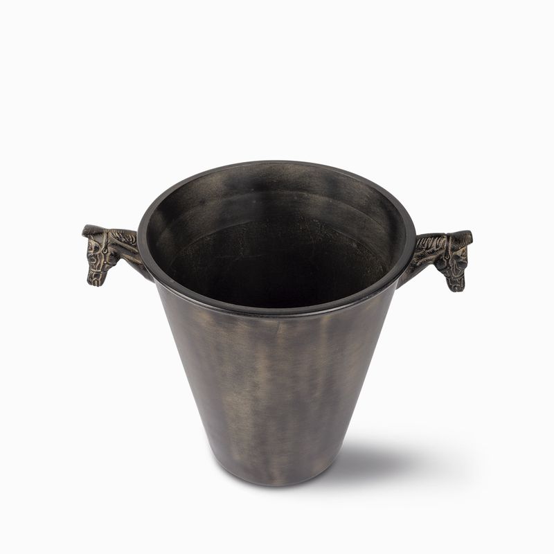 Hielera-caballos-negra-22x31.5x23cm