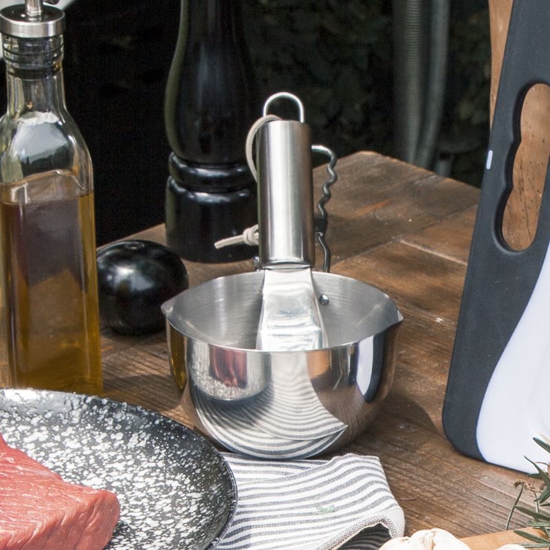 Salsero-con-brocha-para-bbq