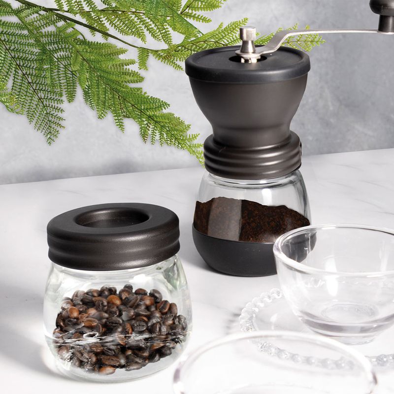 Moledor-de-cafe-con-recipiente