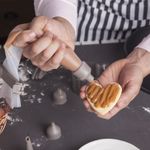 Manga-pastelera-en-silicona-gris