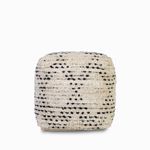 Puff-qala-beige-y-negro