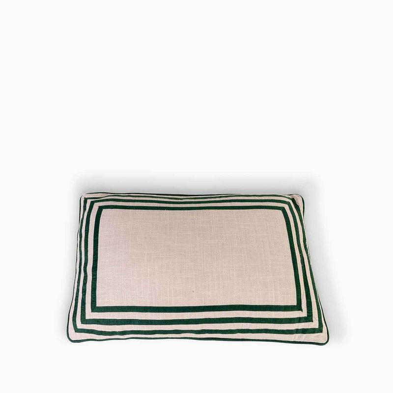 Cojin-beige-borde-verde-35x45cm