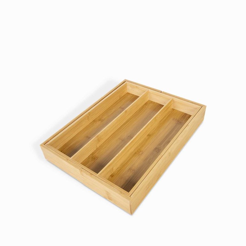 Caja-para-utensilios-en-bambu-expandible