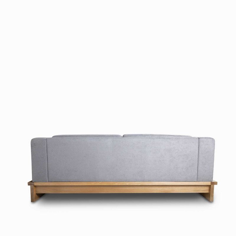 Sofa-base-madera-gris