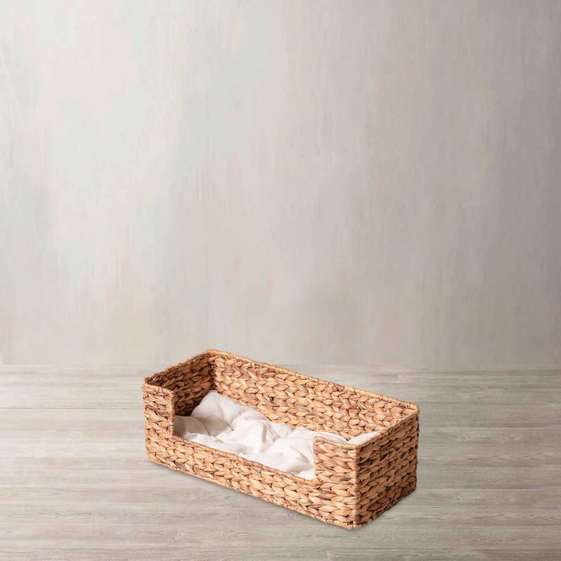 Cama-para-mascotas-rectangular-en-jacinto-de-agua-s-60x26x20cm
