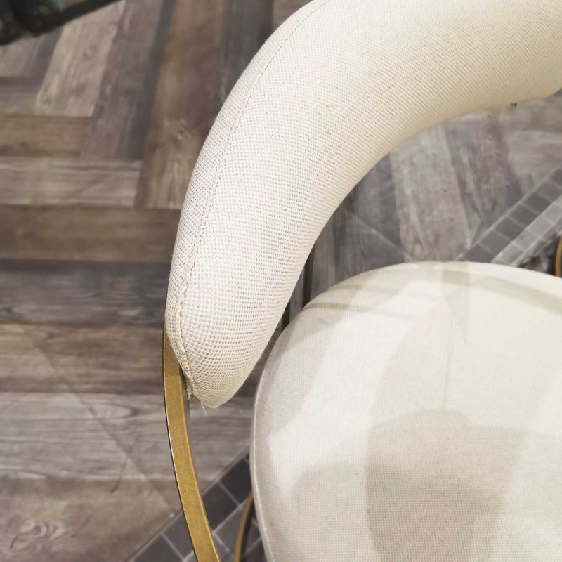 Silla-Arco-dorado-en-lino-beige