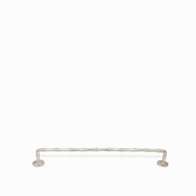 Soporte-para-toalla-plateado-8x61