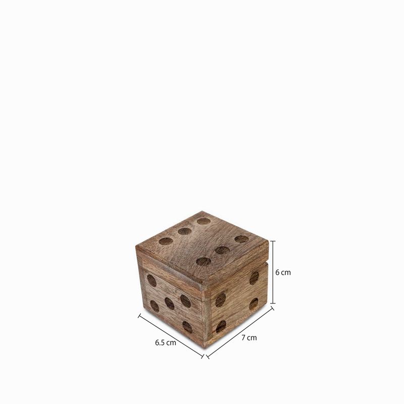 Juego-dados-en-madera