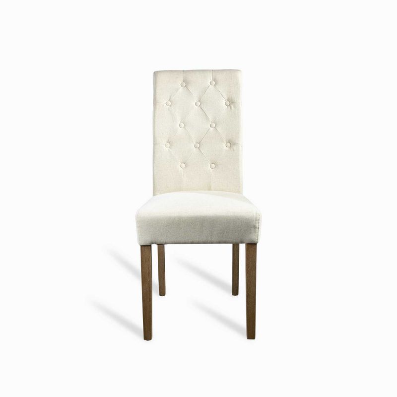 Silla-de-comedor-con-espaldar-alto-capitoneado
