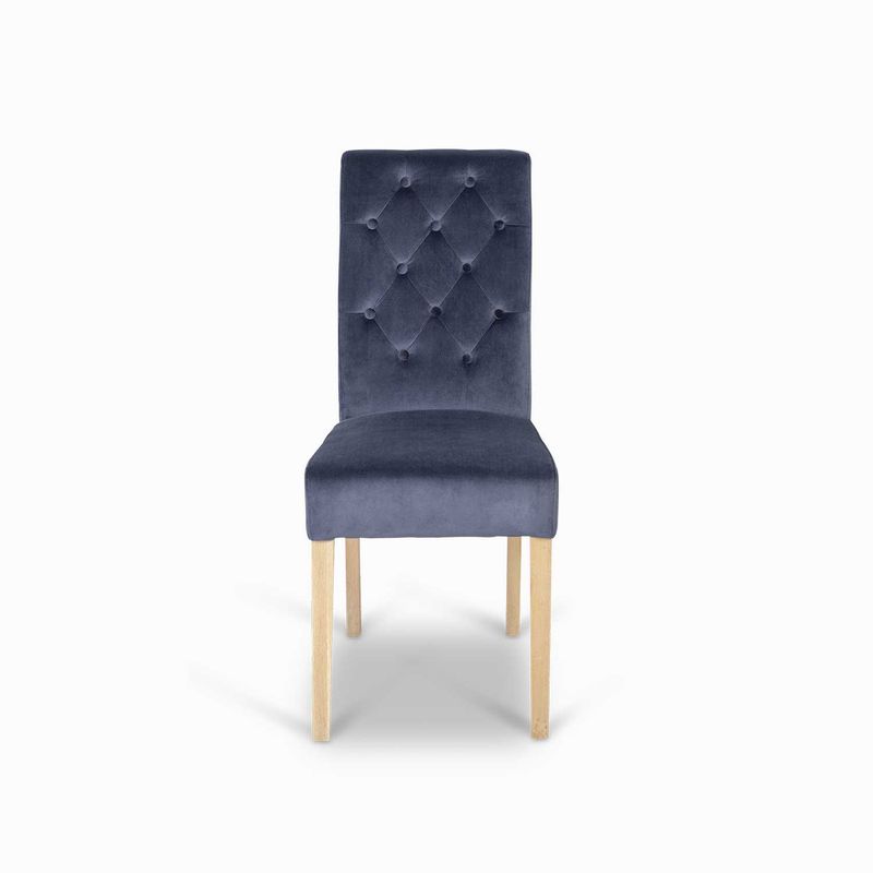 Silla-de-comedor-con-espaldar-alto-capitoneado-velvet-azul