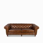 Sofa-Cuero-3-puestos-Capitoneado-miel