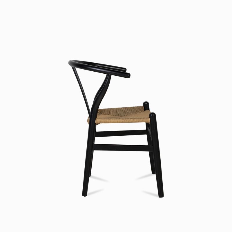 Silla-negra-en-v