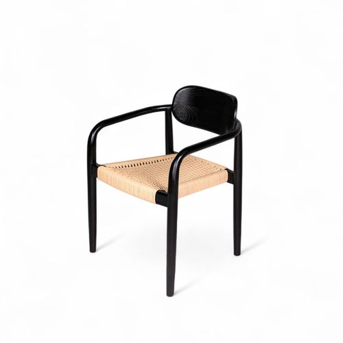Silla de comedor Lucinda espaldar redondo negra