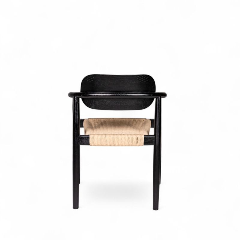 Silla-de-comedor-Lucinda-espaldar-redondo-negra
