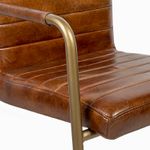 Silla-Cuero-brazos-metal-miel