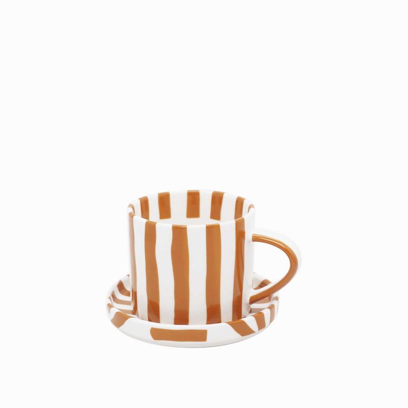 Pocillo-y-plato-lineas-ocre