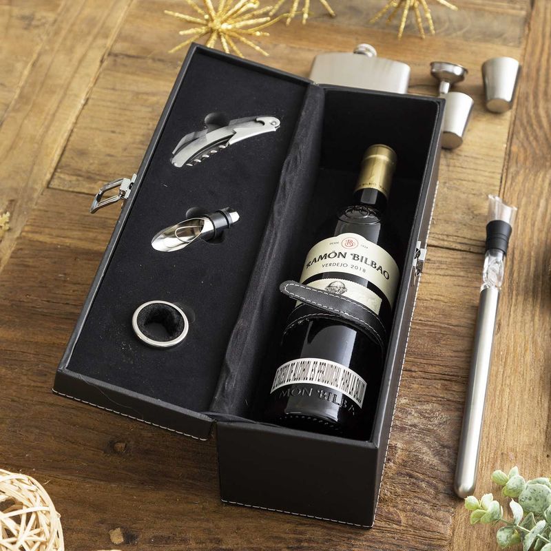 Set-para-botella-de-vino-y-accesorios-x3